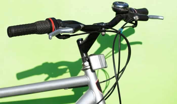 Can bike best sale handlebars be raised