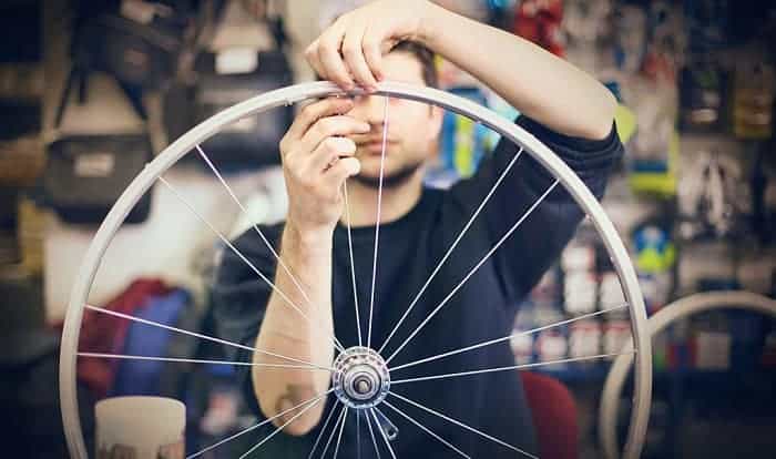 Bicycle wheel 2025 repair cost