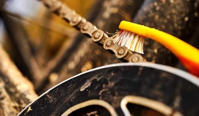 how to clean a bike chain with household products