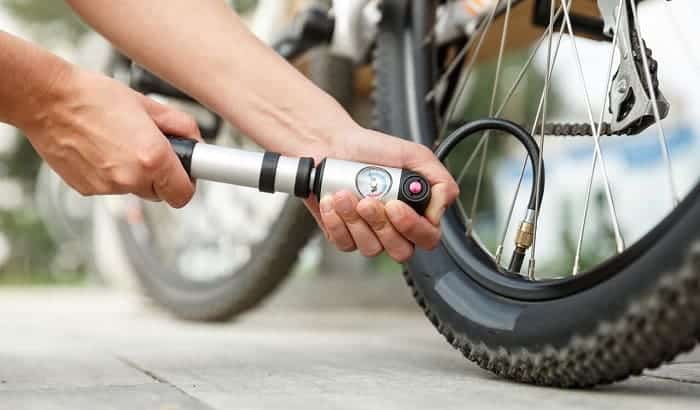 how to use a bike pump