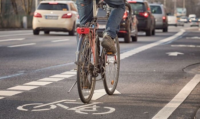 when can you drive in a bike lane