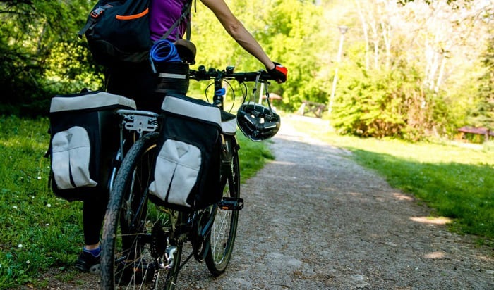 bicycle-touring-panniers
