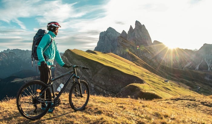 touring-bicycle