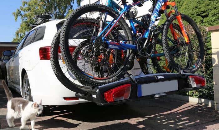 Locking bikes to online hitch rack