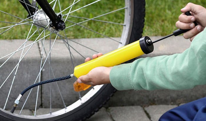 inflate-a-bike-tire-without-a-pump