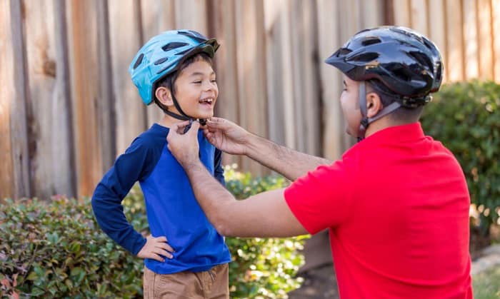how to wear a bike helmet properly
