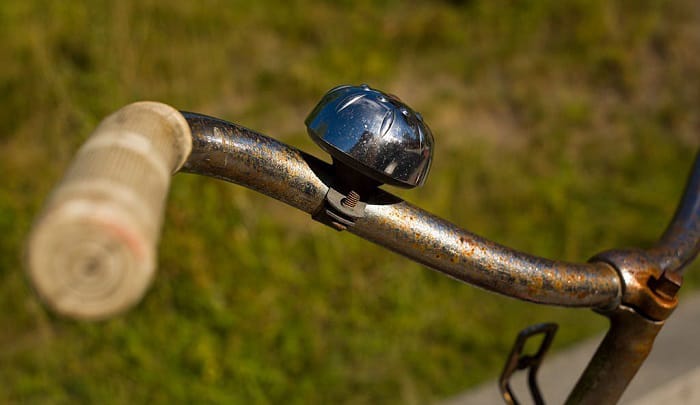 how to remove rust from bike handlebars