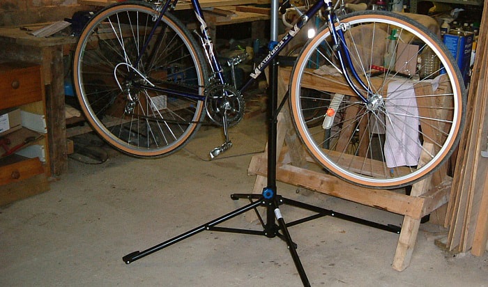 diy-bike-repair-stand