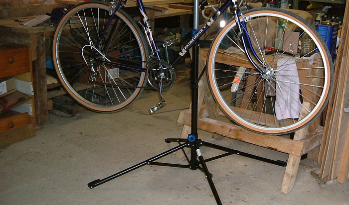 Pvc bike repair online stand