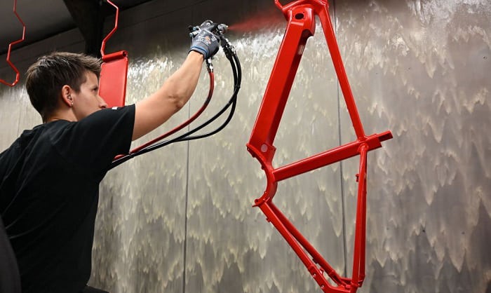 Repainting bike deals frame