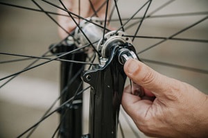 Removing front store wheel of bike