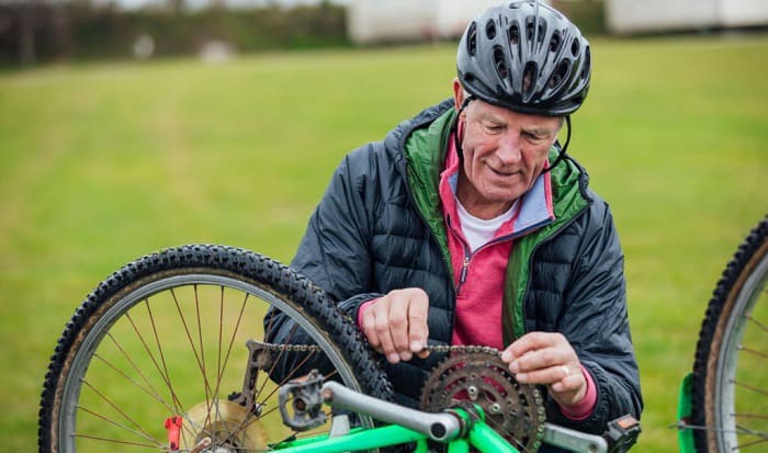 Taking a chain off a bike hot sale