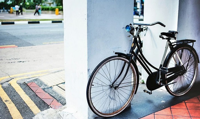 how to do a wheelie on a bike