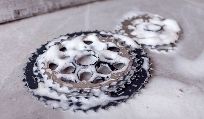 how to clean a bike cassette