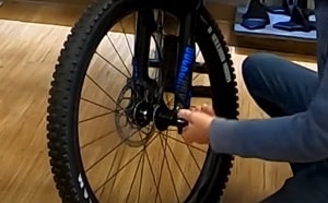 install-a-bicycle-fork