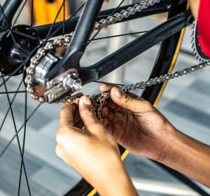 Incompatible-parts-cause-Your-Bike-Chain-Keeps-Falling-Off