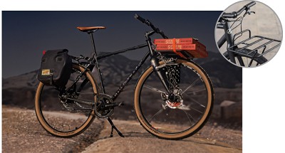 carry-pizza-on-a-bike-using-a-rack-accessory